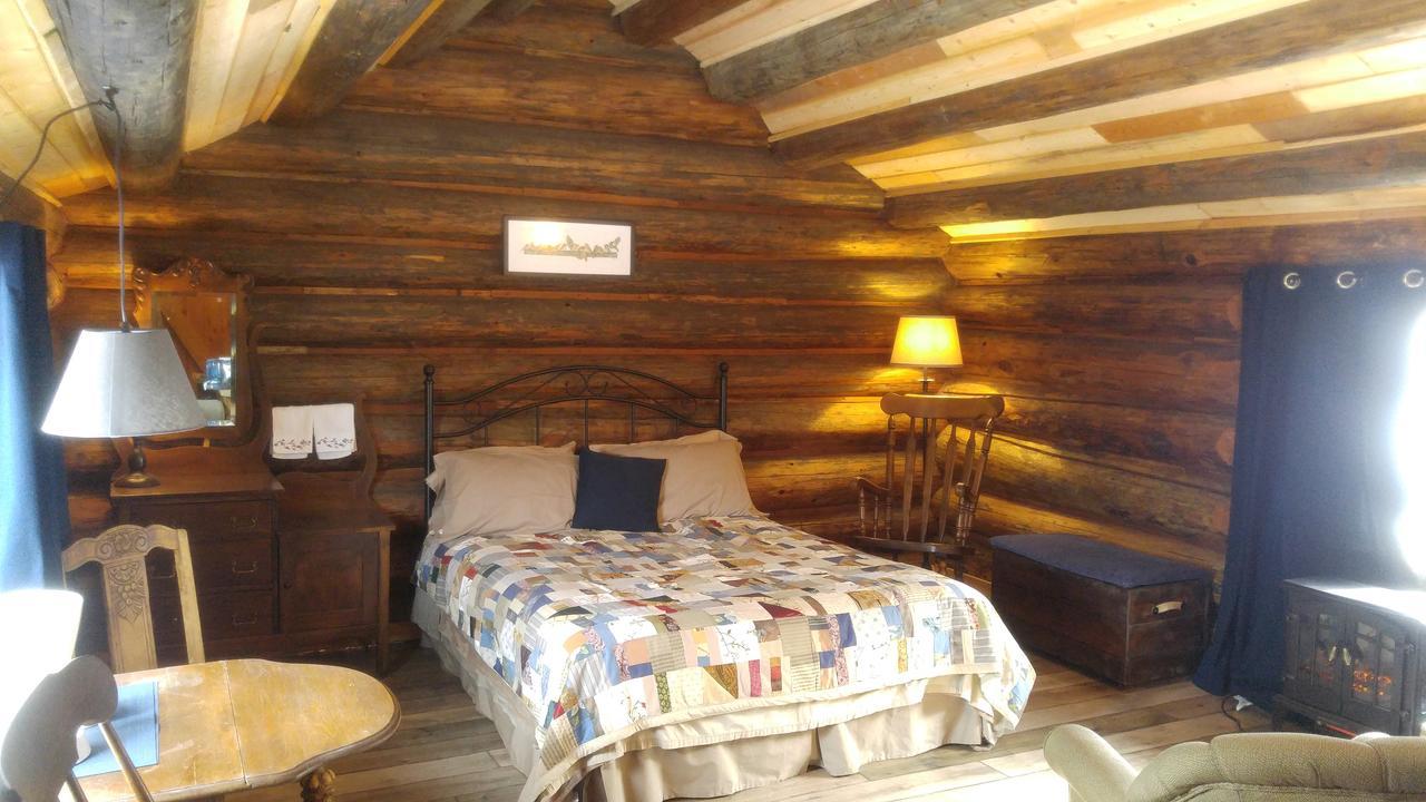 Wolfwood Guest Ranch Villa Clearwater Exterior photo